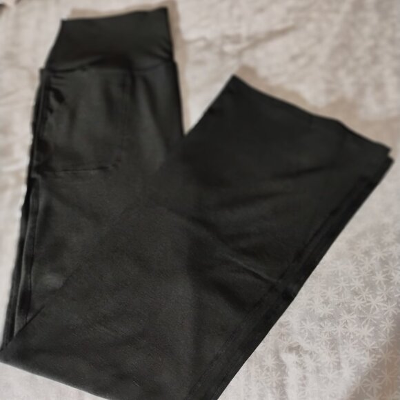 Women's Kirkland Signature Brushed Flare Pants Size xxl NWT - Picture 3 of 5